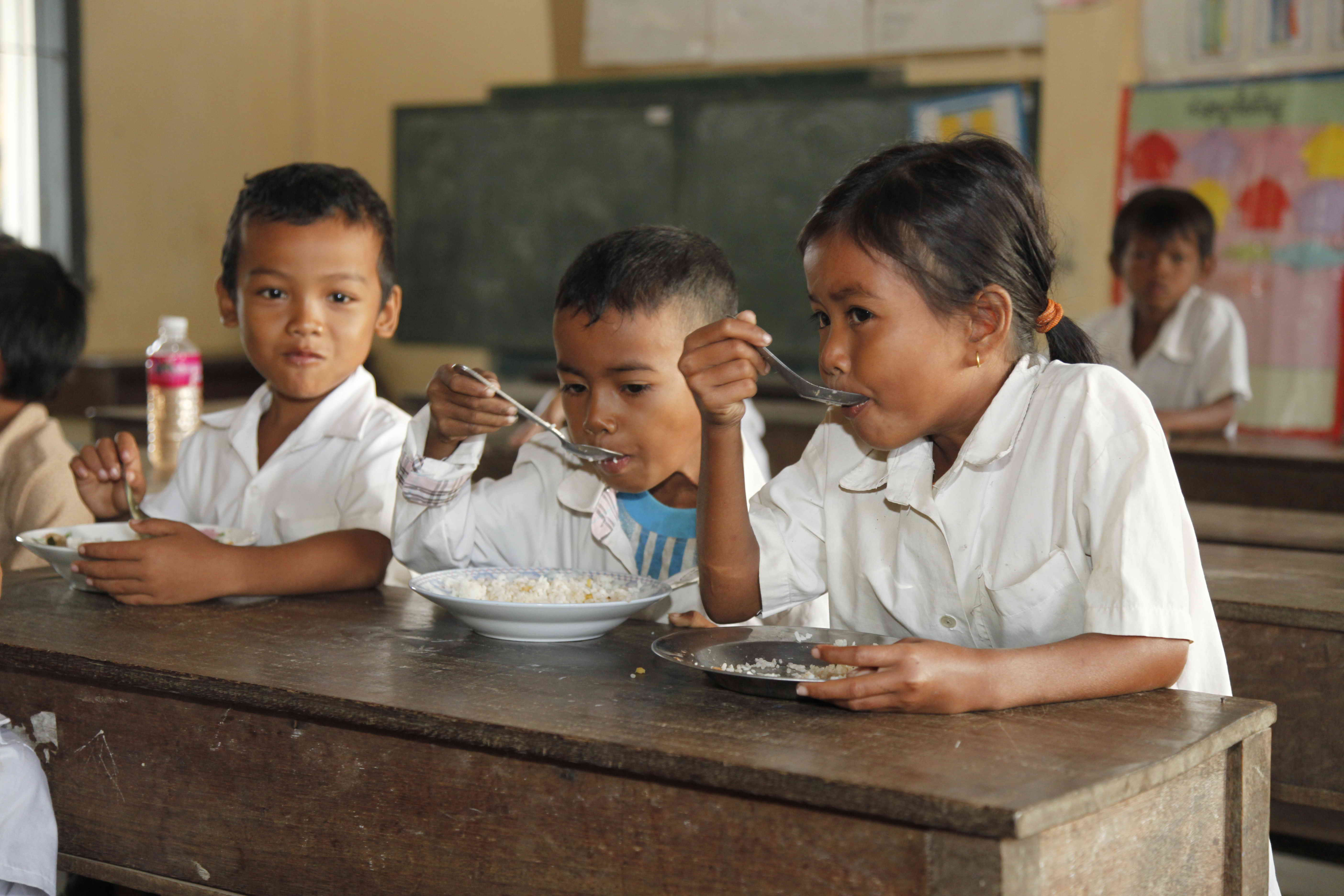 Das Welternährungsprogramm WFP hat in Kambodscha auch ein Programm für Schulessen (Foto: WFP)