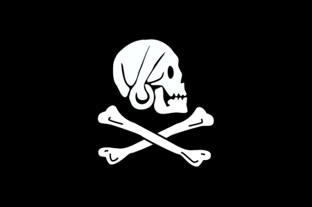 Jolly Roger. Ob die Flagge des legendären Piraten Henry Every je in der Malakkastrasse gesehen wurde, ist nicht bekannt. Doch der Mann würde sich dort zu Hause fühlen: In Südostasien nimmt die Piraterie zu. (Bild: openclipart.org)